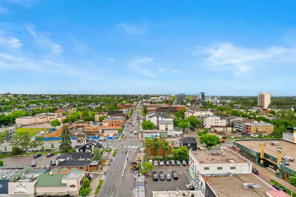 123 4 Street NE #1208