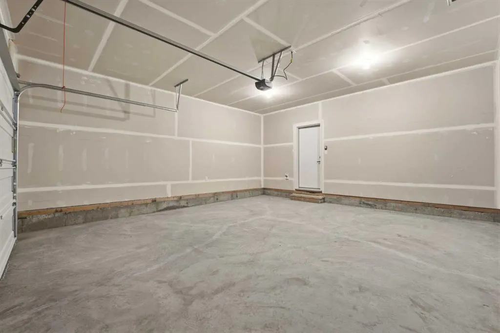 15 Coopersfield Link SW #1600