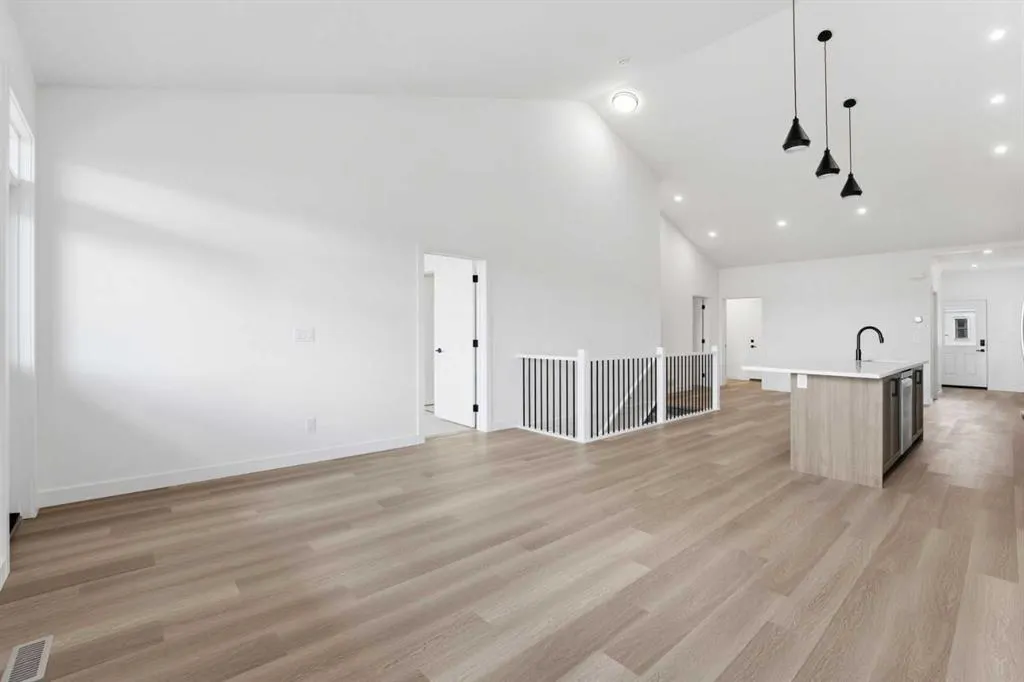15 Coopersfield Link SW #1600