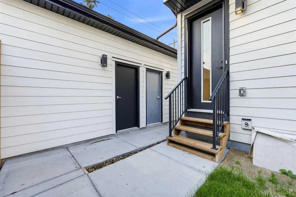 2701 28 Avenue SW #3