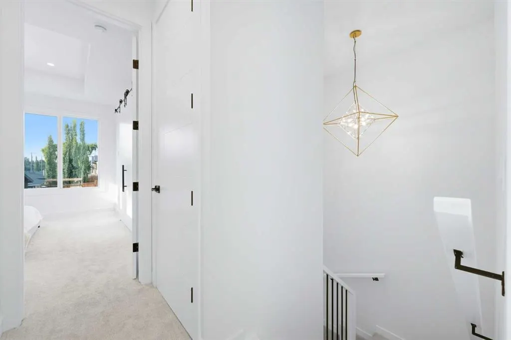 2701 28 Avenue SW #3