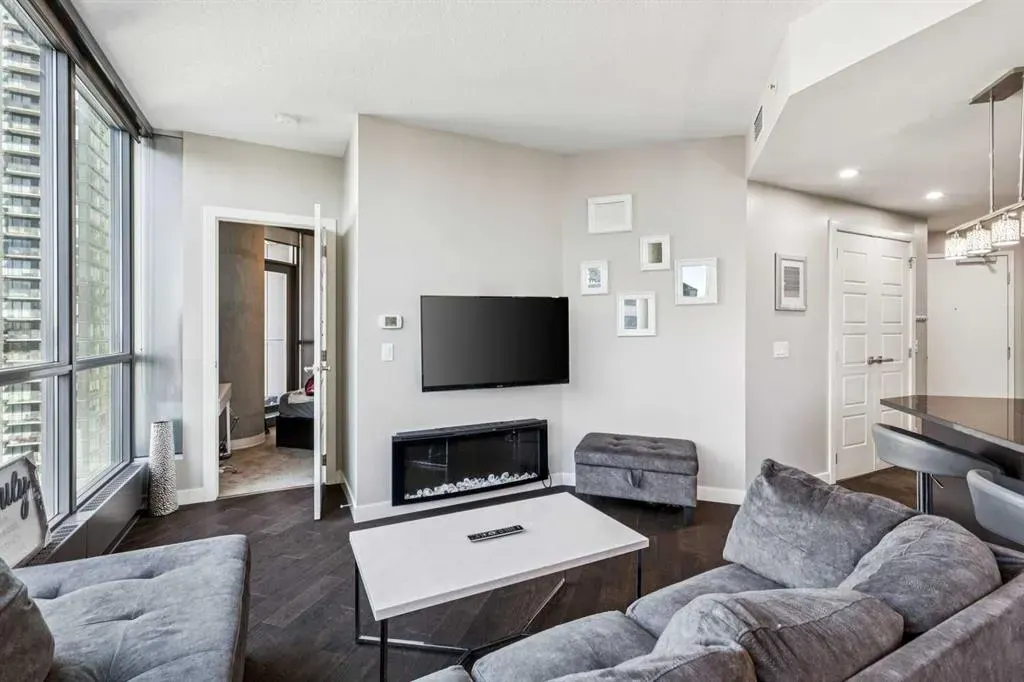 225 11 Avenue SE #1610