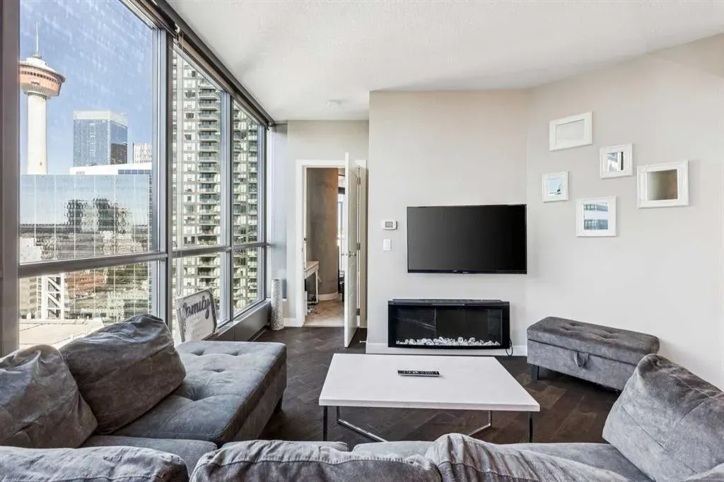 225 11 Avenue SE #1610