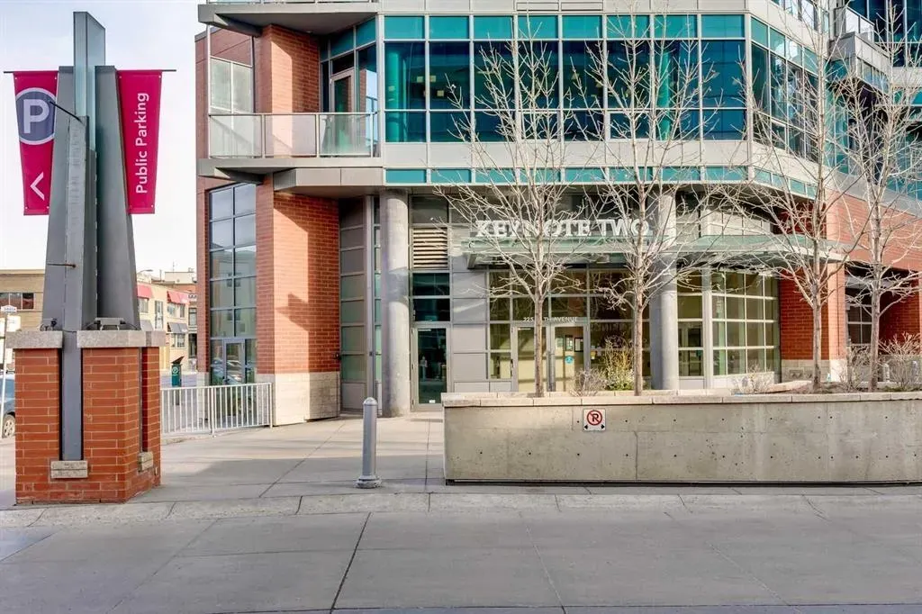 225 11 Avenue SE #1610