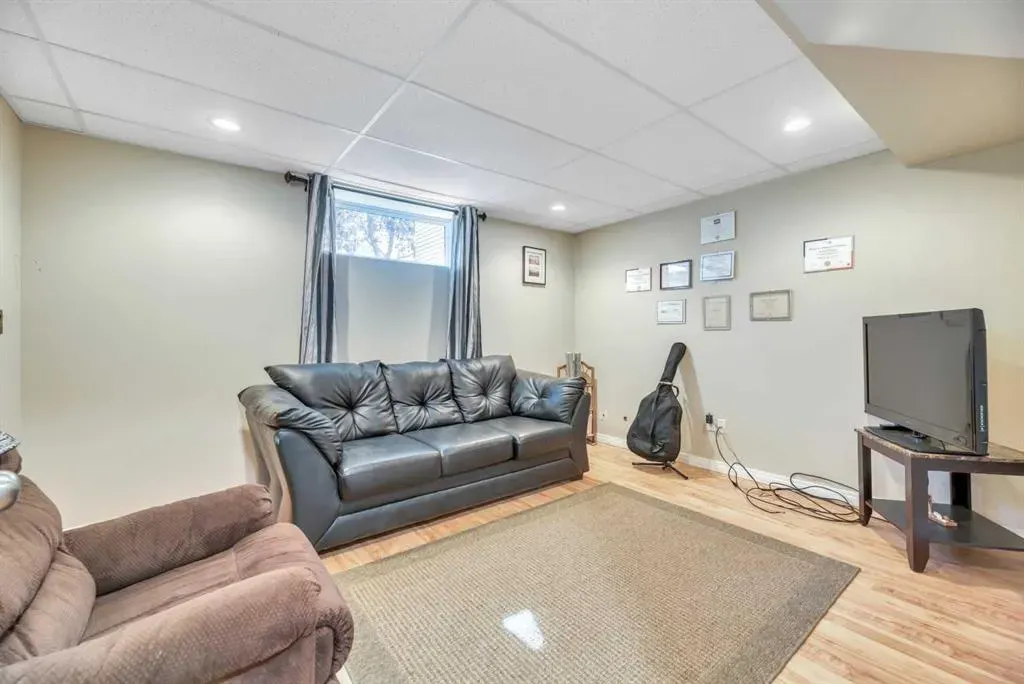157 Hillview Terrace
