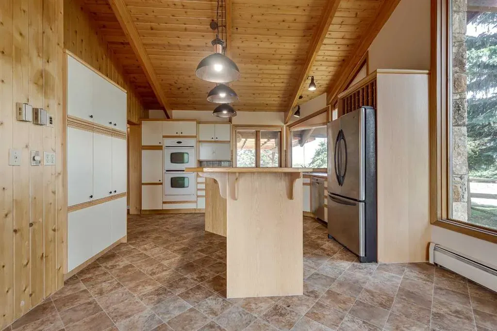 273167 Range Road 25