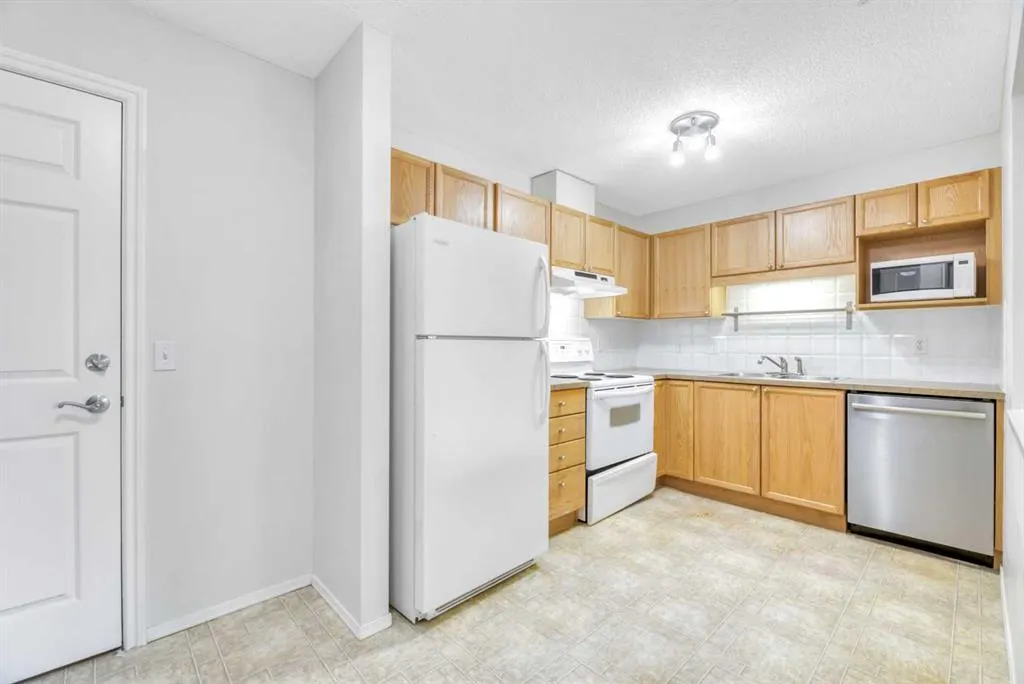 928 Arbour Lake Road NW #2202
