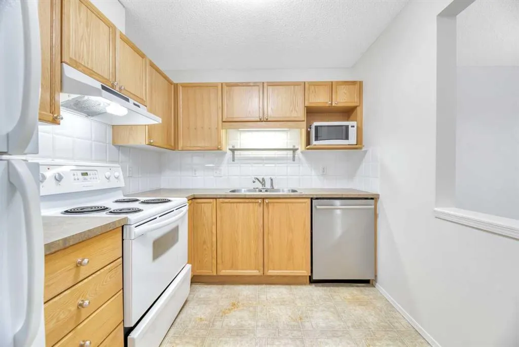 928 Arbour Lake Road NW #2202