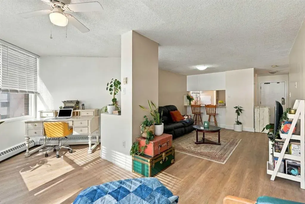626 15 Avenue SW #301