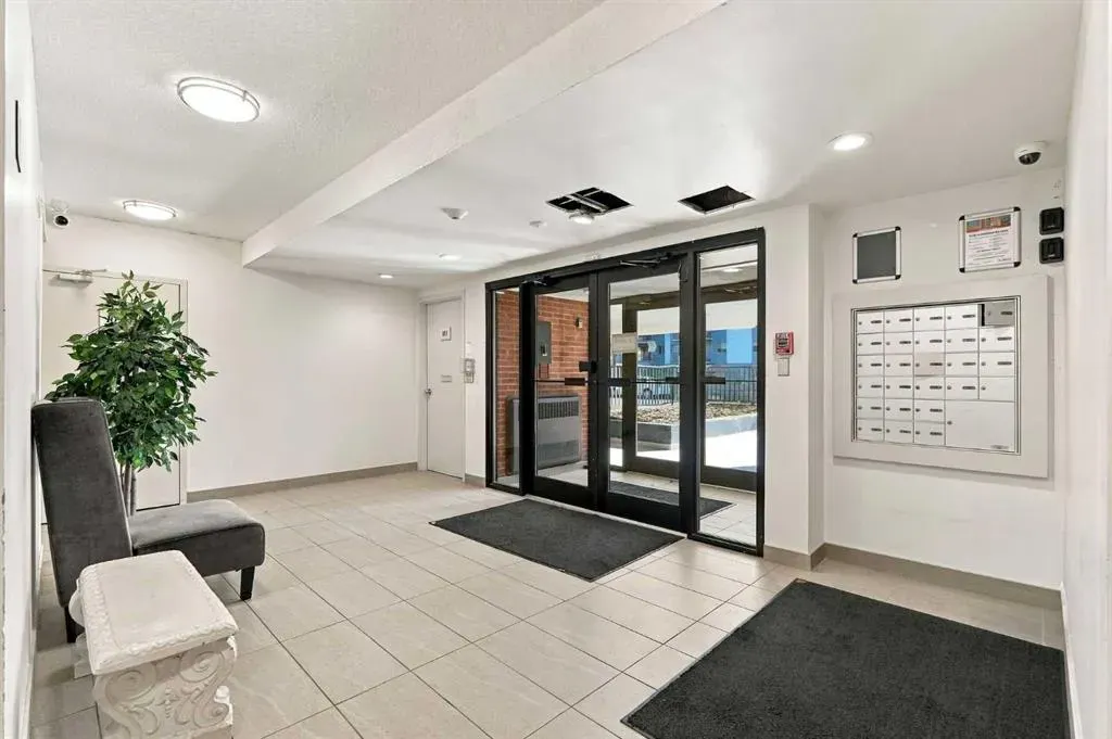 626 15 Avenue SW #301