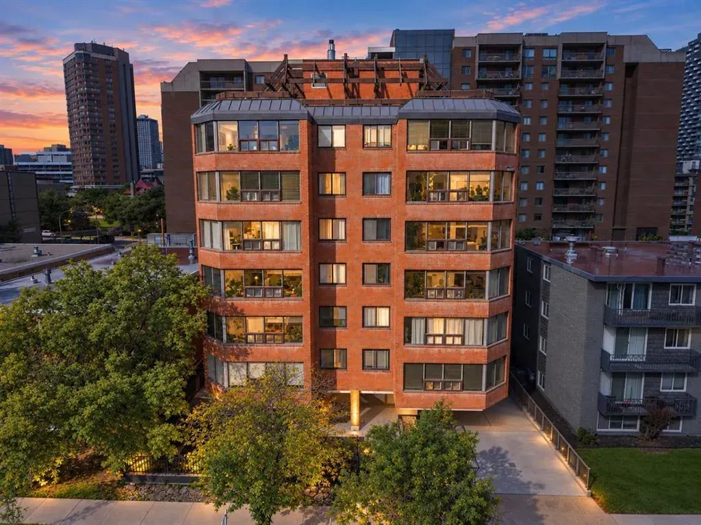 626 15 Avenue SW #301