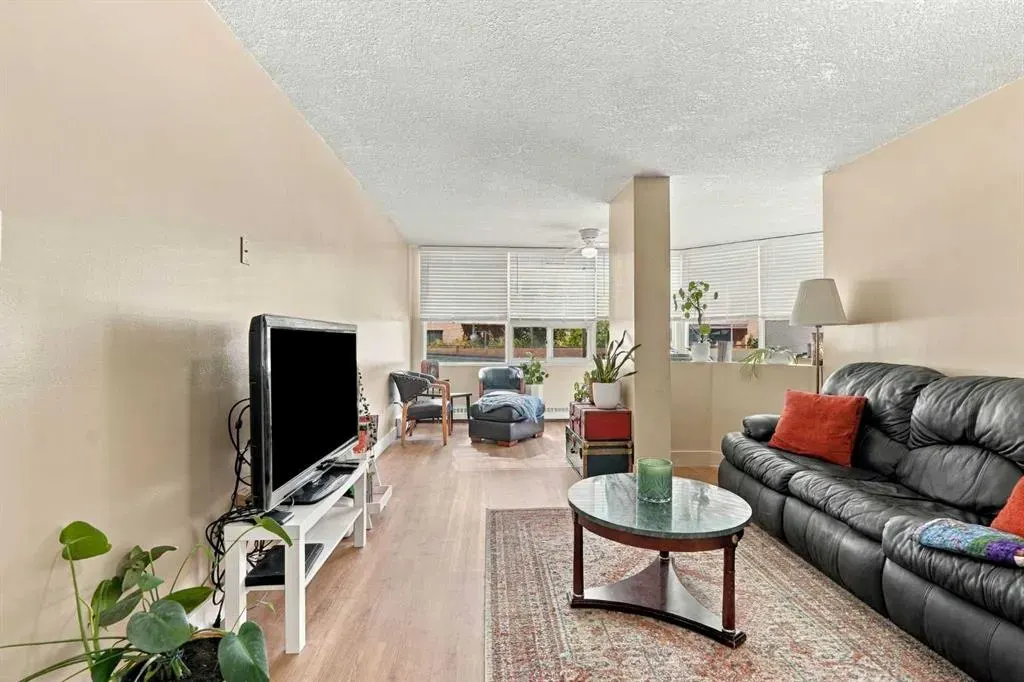 626 15 Avenue SW #301
