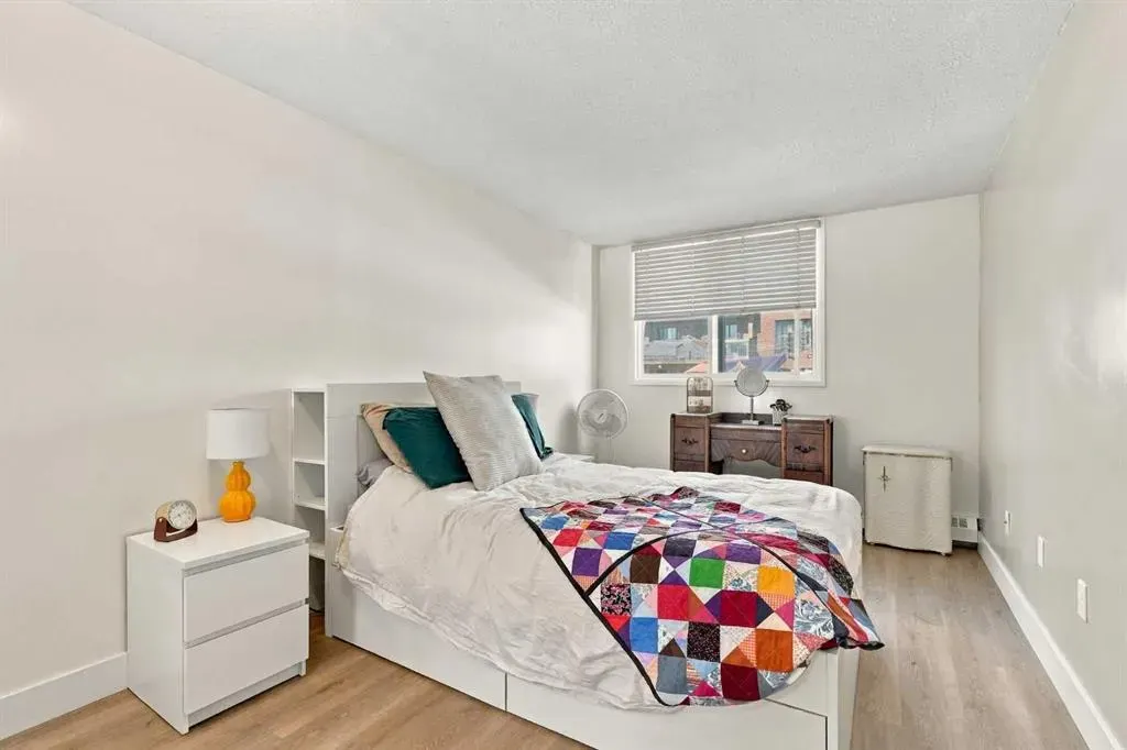 626 15 Avenue SW #301