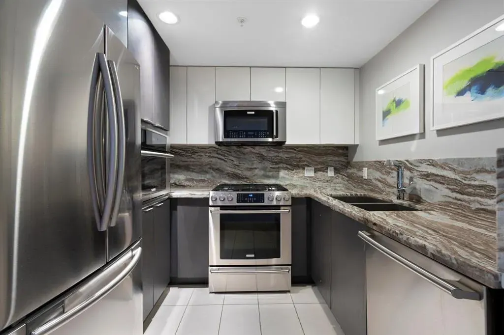 519 Riverfront Avenue SE #1006