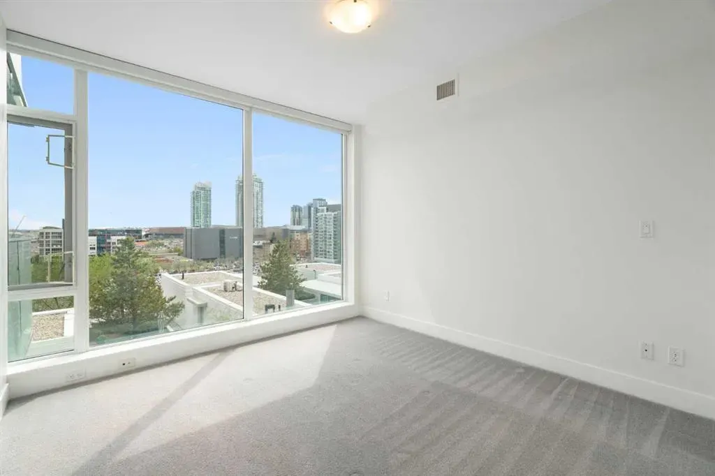 519 Riverfront Avenue SE #1006