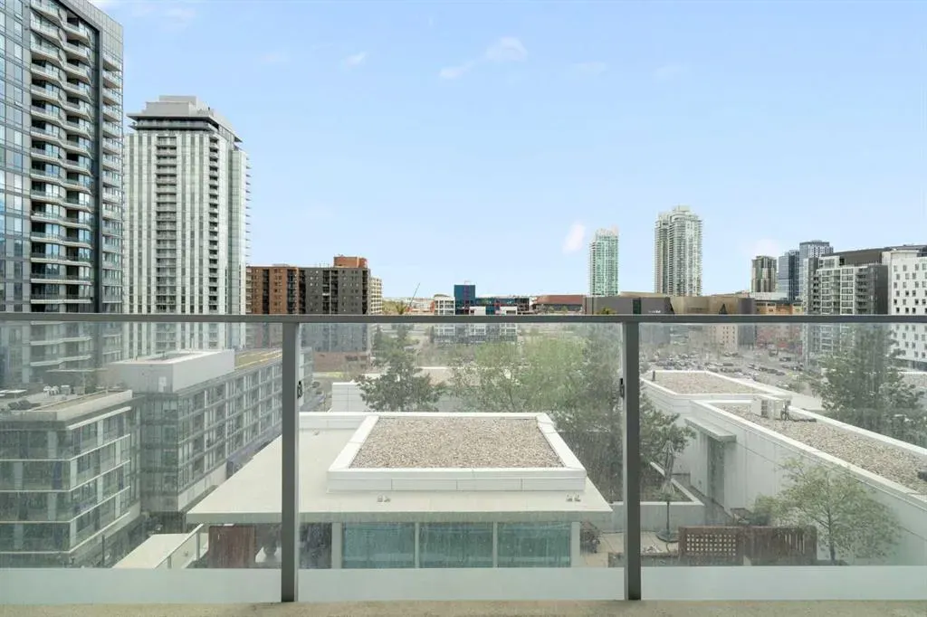 519 Riverfront Avenue SE #1006