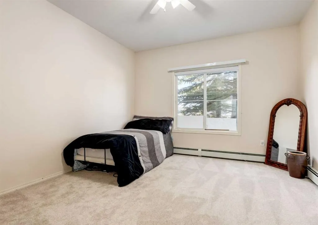 305 1 Avenue NW #101