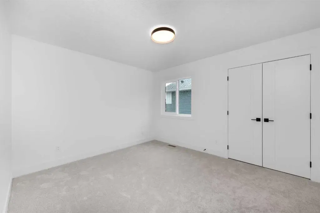 503 Rivercrest View