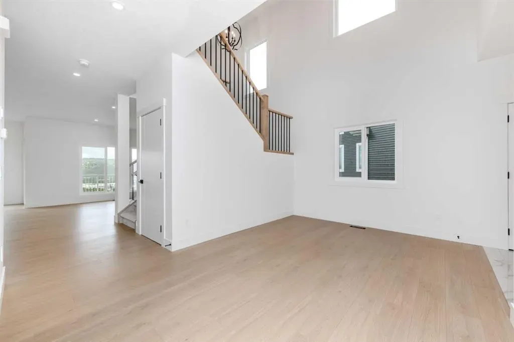 503 Rivercrest View