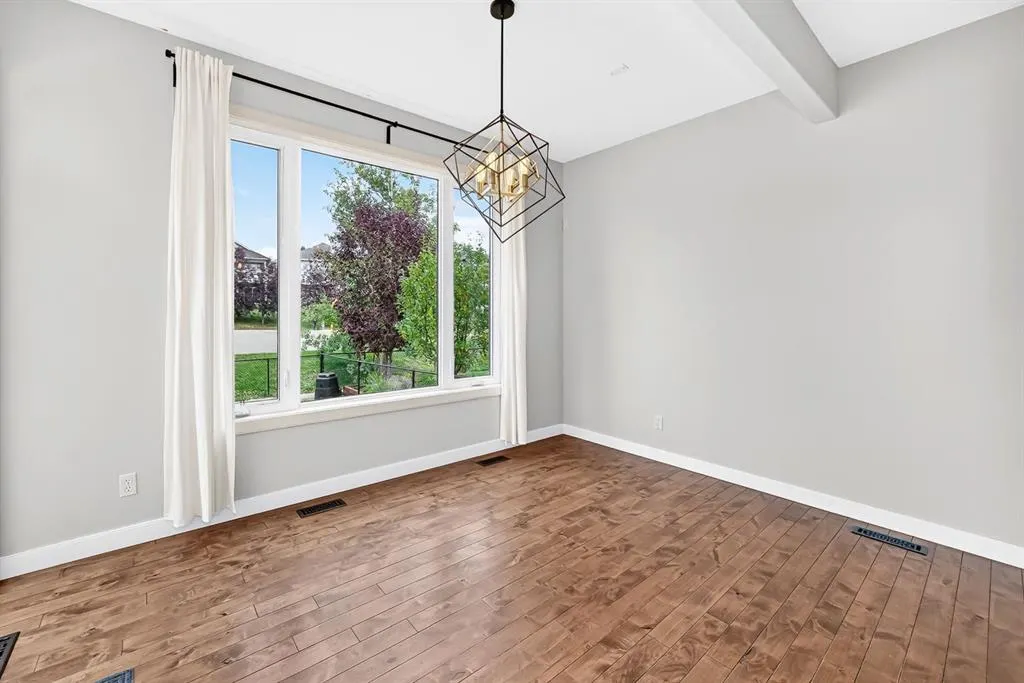 176 Sunset Circle
