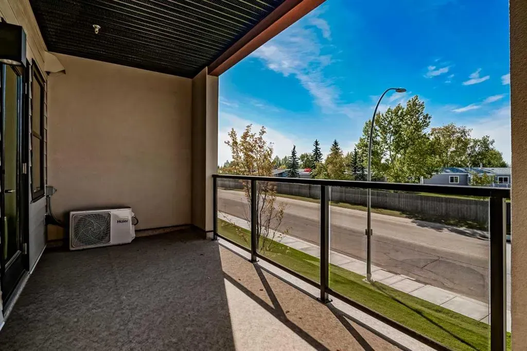 81 Arbour Lake View NW #1209