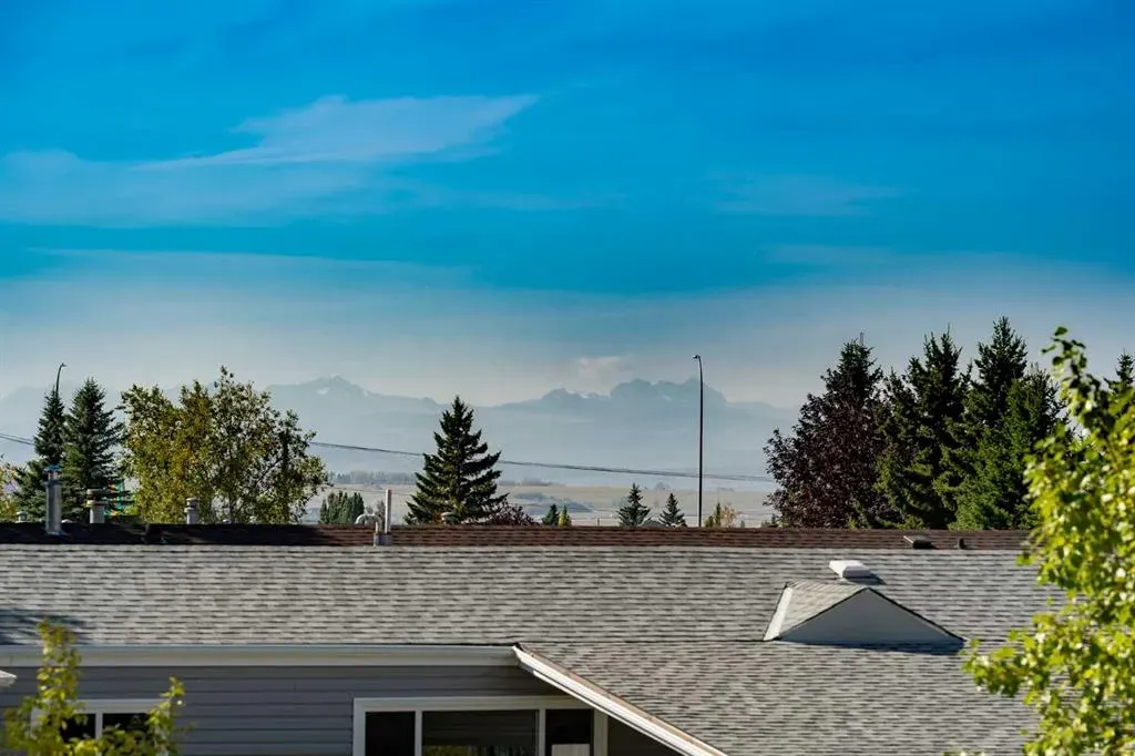81 Arbour Lake View NW #1209