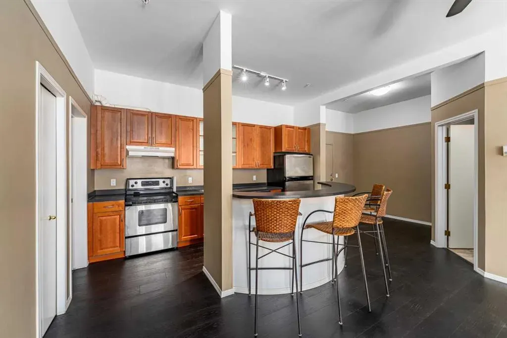 1410 2 Street SW #214