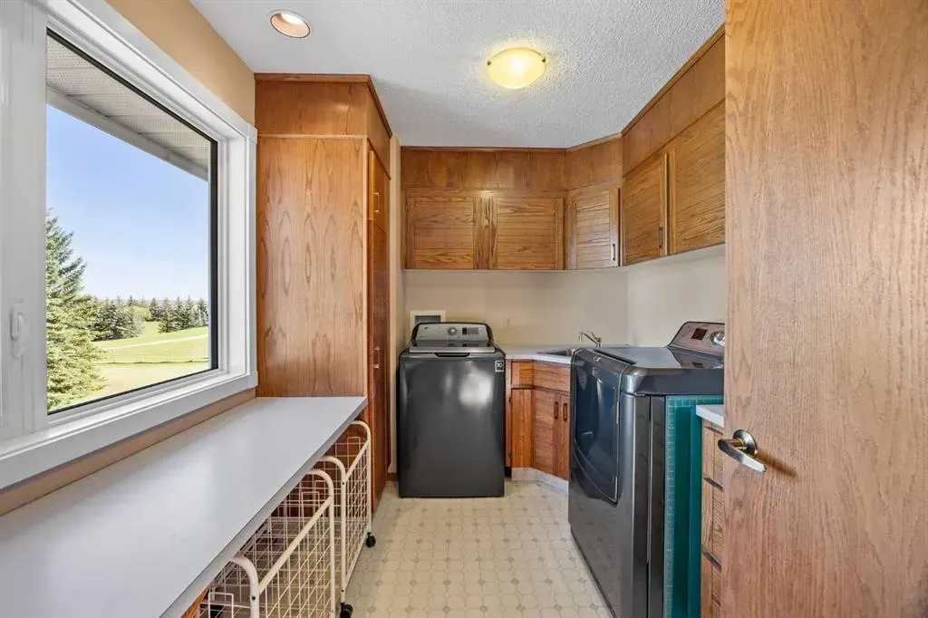 63 Calling Horse Estates