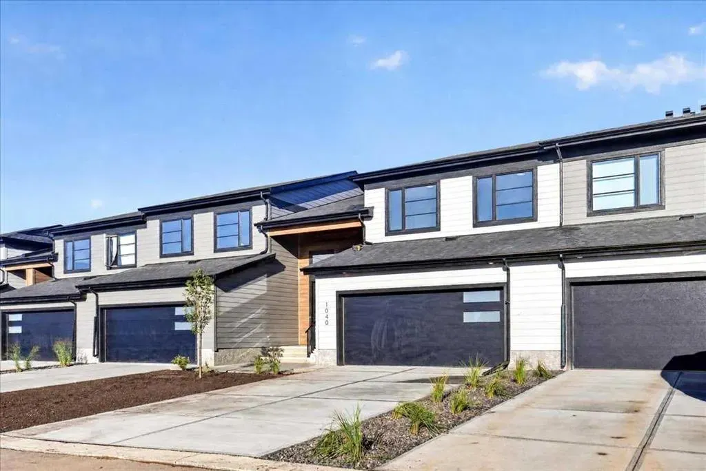 1040 Sailfin Heath