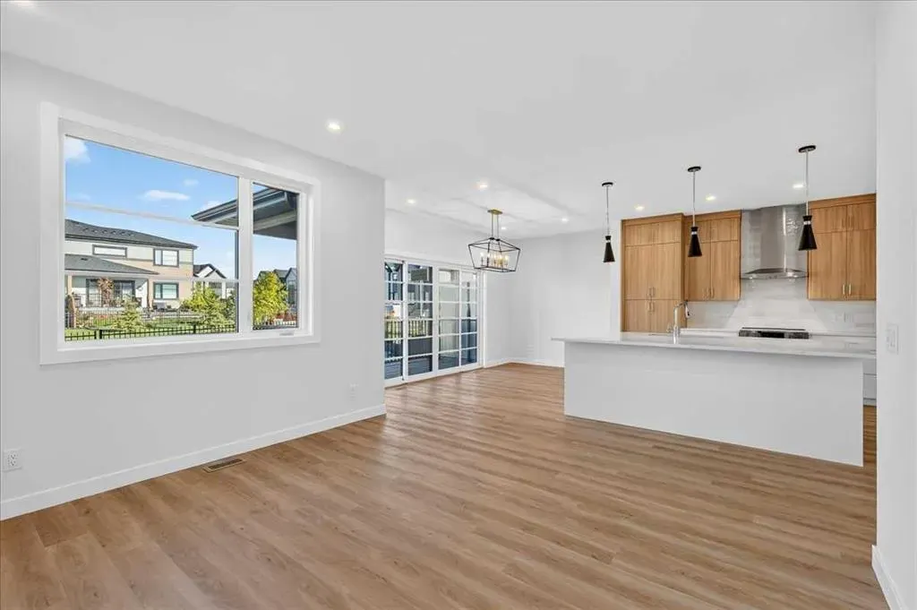1040 Sailfin Heath