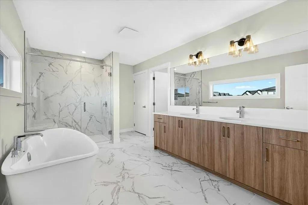 1040 Sailfin Heath