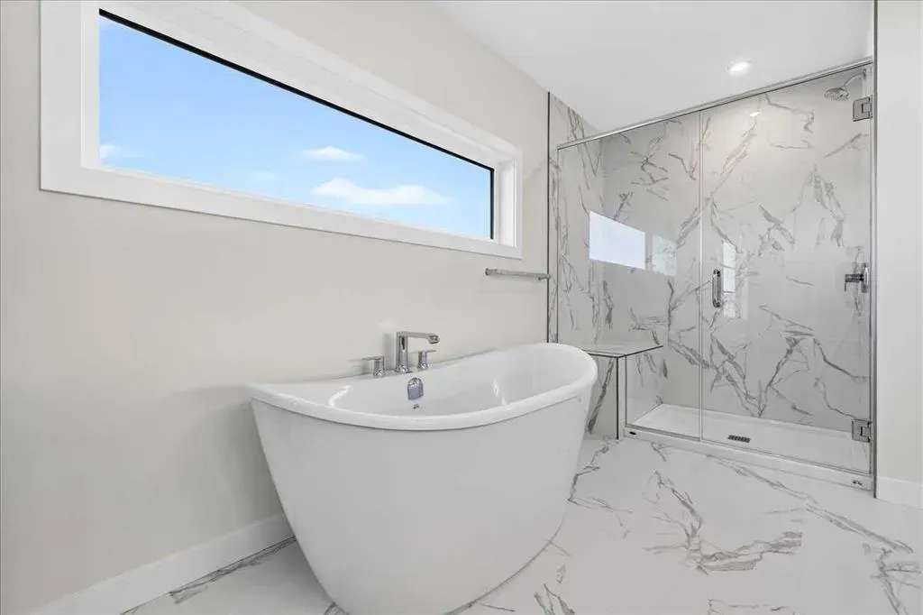1040 Sailfin Heath