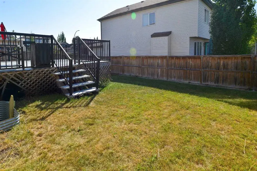 78 Tuscany Ridge Heights NW