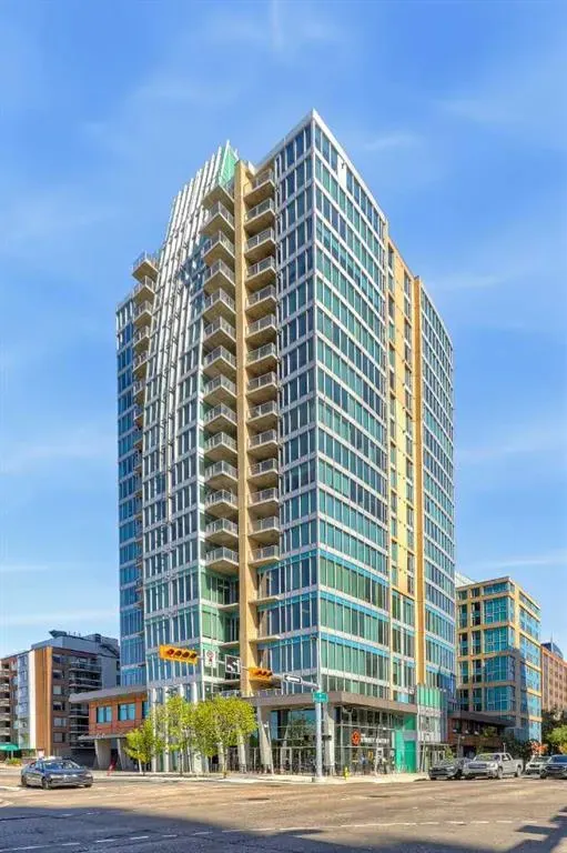 888 4 Avenue SW #1604