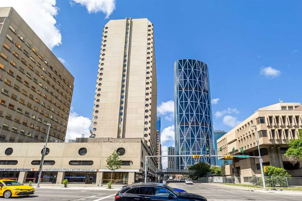 221 6 Avenue SE #1212