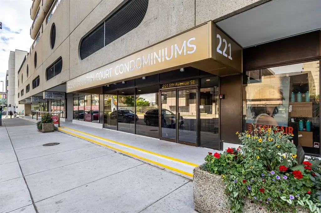 221 6 Avenue SE #1212