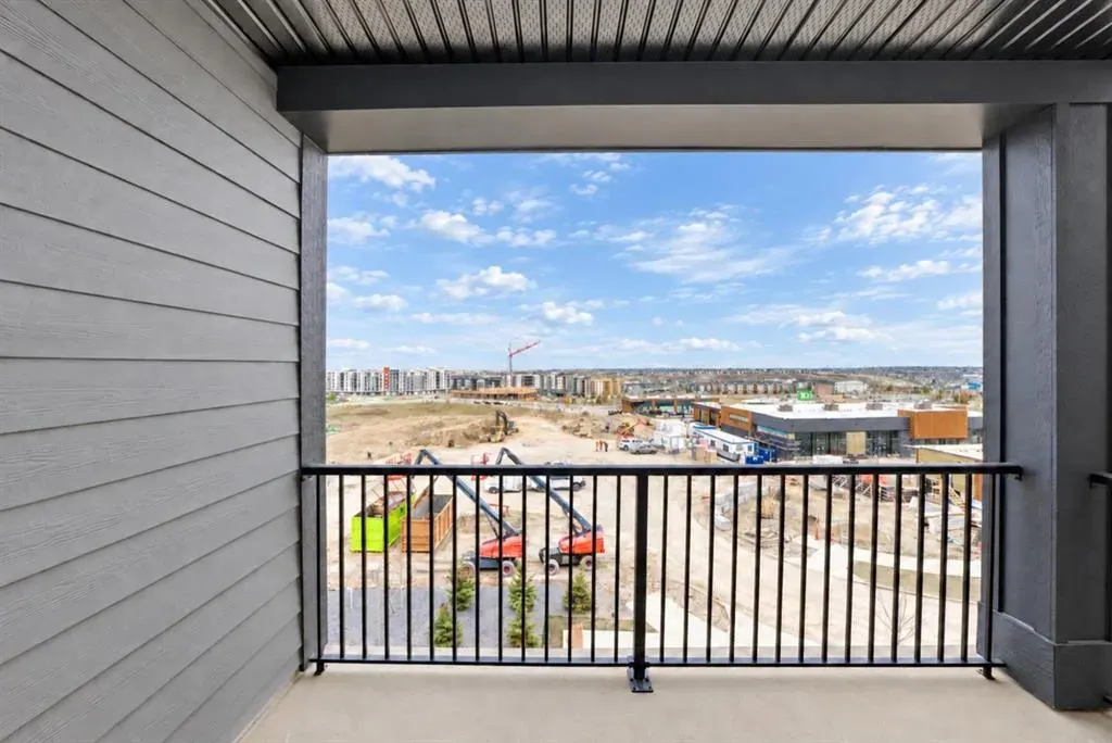 30 Sage Hill Walk NW #410
