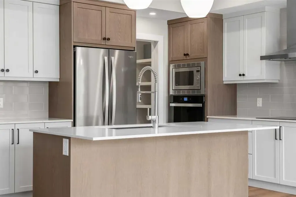 116 Quartz Crescent