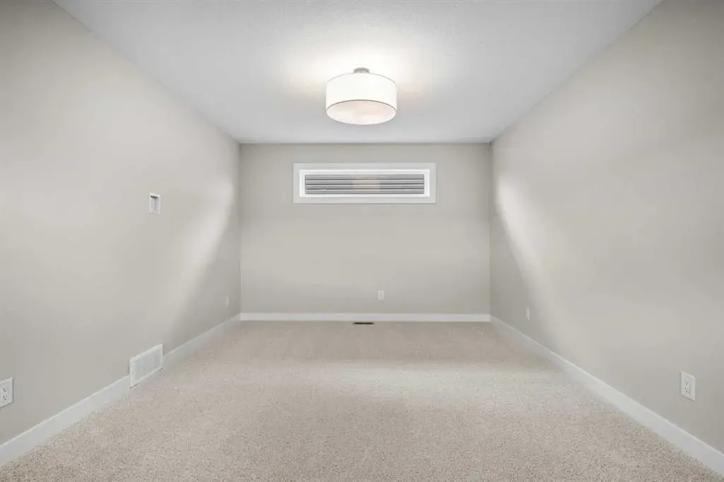 116 Quartz Crescent