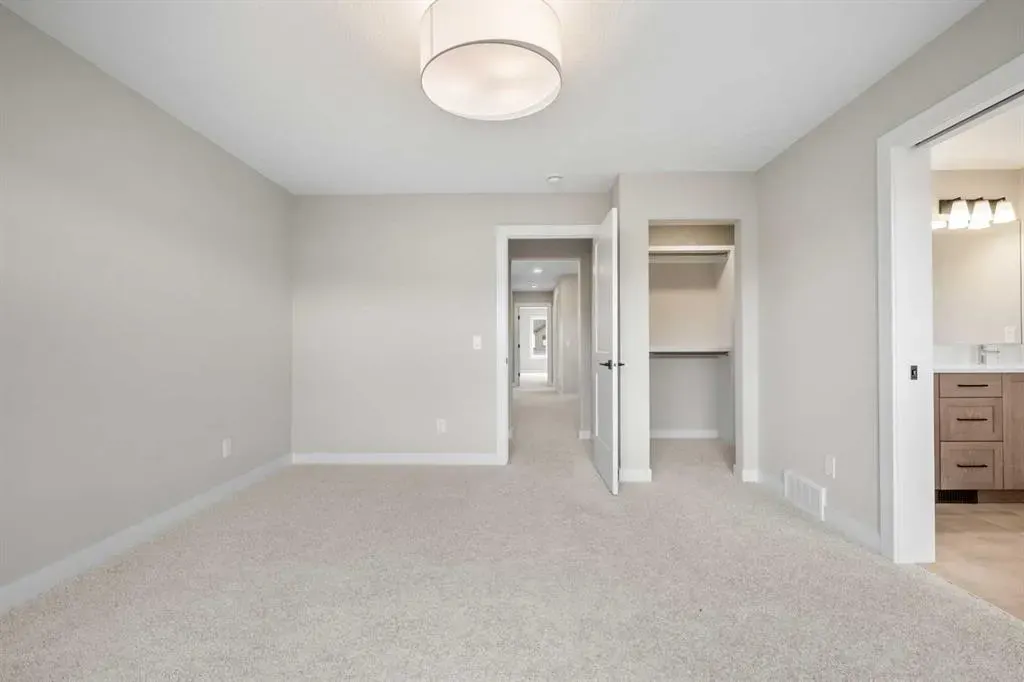 116 Quartz Crescent