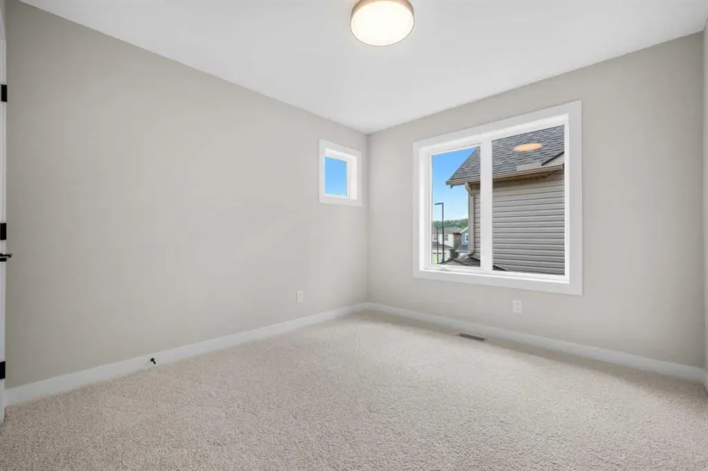 116 Quartz Crescent