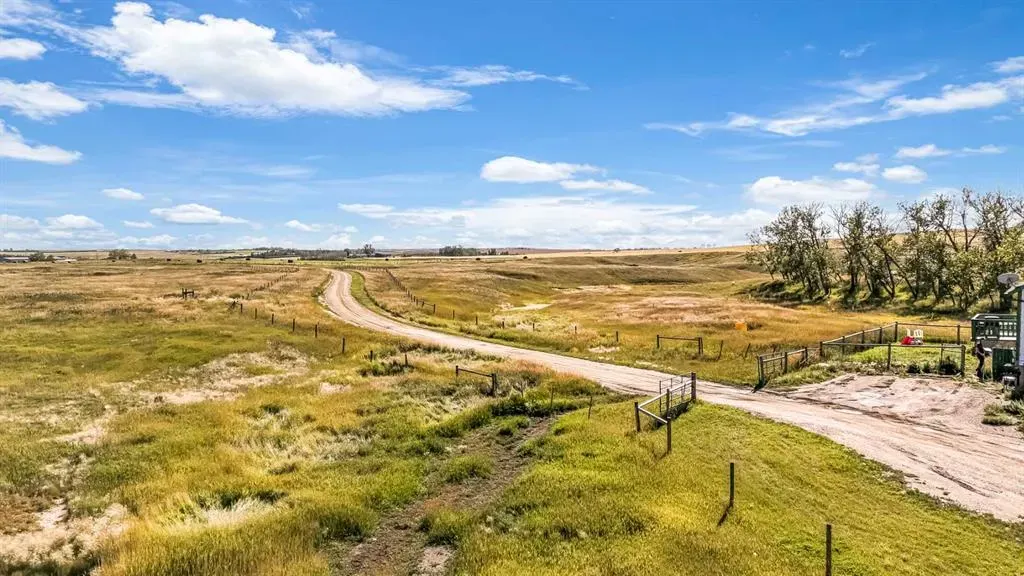 263043 / 263039 Range Road 14