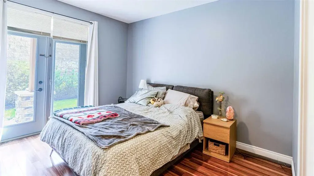 169 Rockyledge View NW #1