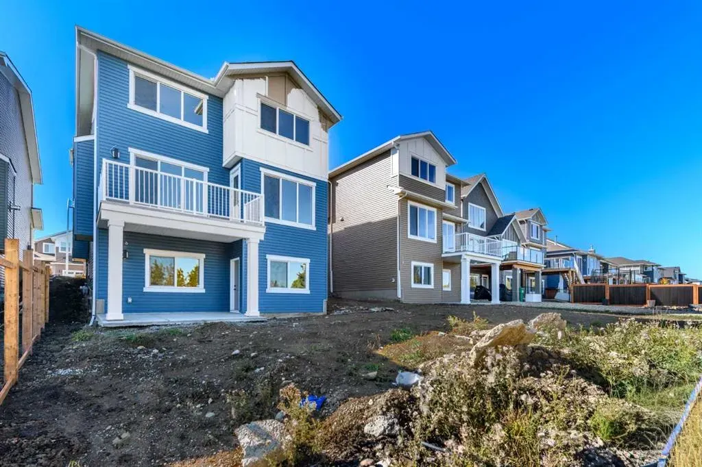 463 Rivercrest View