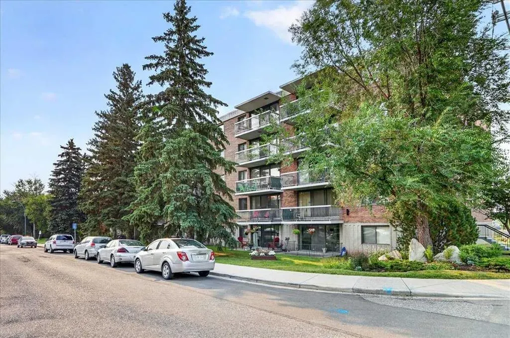 521 57 Avenue SW #306
