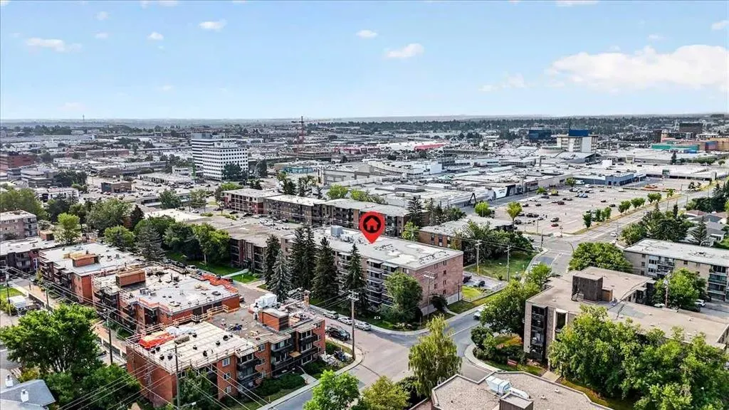 521 57 Avenue SW #306