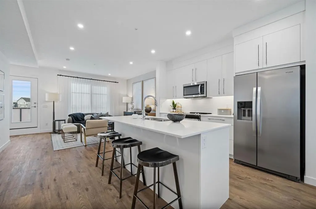 141 Prince Court #352