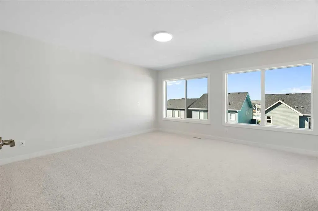 125 Southborough Common