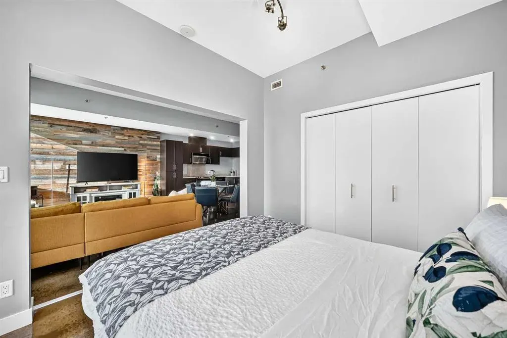 135 13 Avenue SW #1007