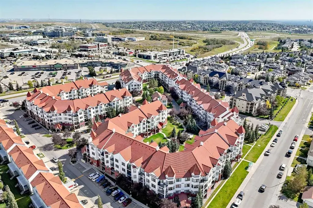 20 Royal Oak Plaza NW #401